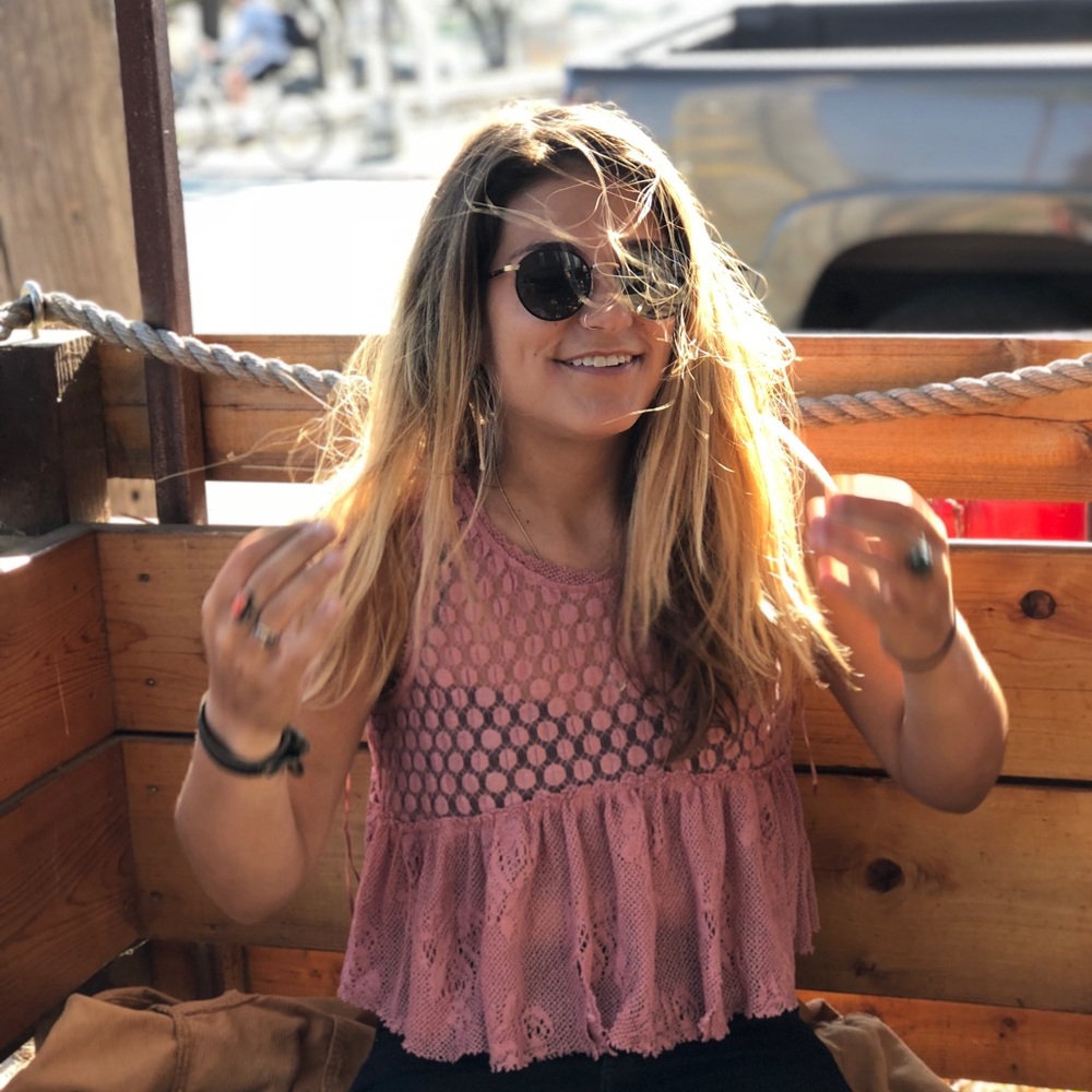 Meet your Posher, Alexandria